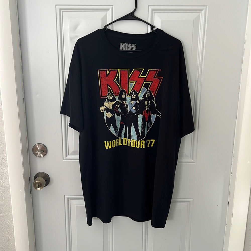 Kiss Band Graphic Tee size XL